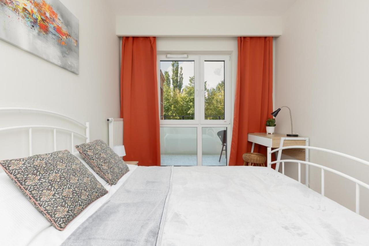 Apartment With Balcony & Parking Near Manufaktura Lodz By Renters Prestige Exterior foto
